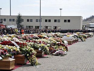 a904131814-terremoto-dell-aquila-l-ospedale-san-salvatore-ha-qualcosa-in-comune-con-careggi