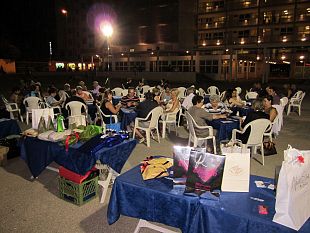 b207231452-luna-e-stelle-il-cielo-di-firenze-per-le-iniziative-estive