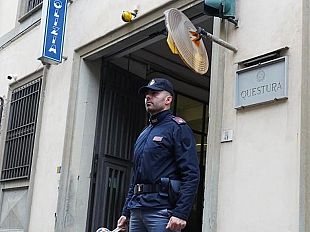 firenze-nel-fine-settimana-consegnati-620-permessi-di-soggiorno