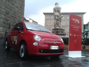 car-sharing-a-firenze-con-enjoy-la-500-sfida-la-smart