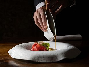 lo-chef-rocco-de-santis-presenta-una-nuova-carta-e-diversi-menu