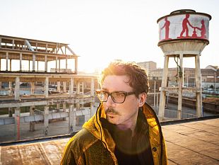 willie-peyote-a-prato-musica-e-ironia