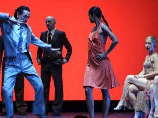 a807071330-danza-alla-65-settimana-senese-la-prima-esecuzione-assoluta-dell-opera-balletto-di-bacalov-i-y-borges-cuenta-que-i