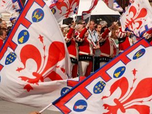 colori-e-bandierai-allo-stadio-lodigiani-in-ricordo-di-leonardo