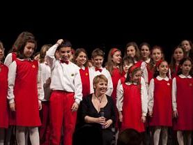 b305050656-la-pace-dei-bambini-al-teatro-puccini