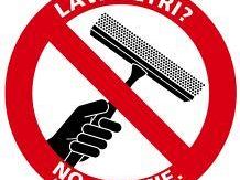 a804012259-dopo-i-lavavetri-al-bando-i-mendicanti