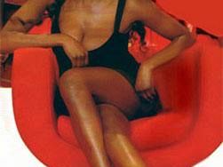 a807161450-la-versiliana-festival-incontro-con-la-show-girl-sylvie-lubamba