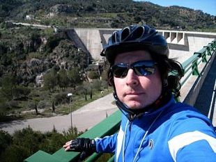 b006231506-firenze-multato-perche-spinge-a-mano-la-bici-controsenso