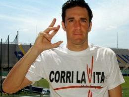 a510302346-fiorentina-studia-da-grande-gioca-male-e-batte-il-cagliari