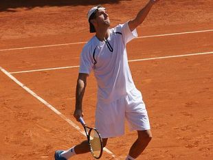 b009130115-itf-siena-trionfa-il-tennista-aretino-luca-vanni