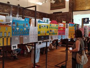 dalla-scuola-del-futuro-alla-casa-al-contrario-architetture-di-alunni-progettisti