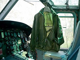 b001131328-l`alta-moda-al-fianco-dell`esercito-italiano-in-occasione-di-pitti