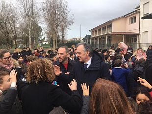 coronavirus-rossi-a-s-donnino-visita-scuola-col-30-di-cinesi