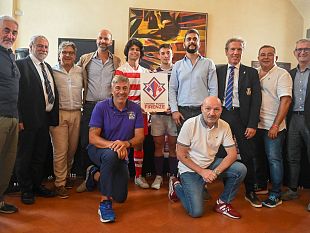 presentata-a-palazzo-vecchio-la-nuova-societa-unione-rugby-firenze