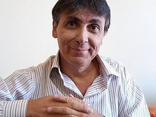 enzo-carro-canta-e-racconta-napoli-sabato-21-luglio