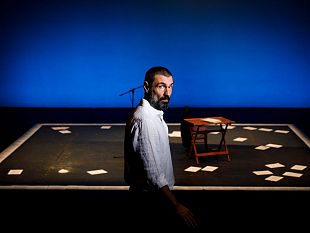 con-il-vostro-irridente-silenzio-alla-pergola