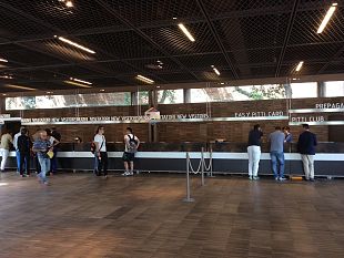 giu-un-padiglione-di-pitti