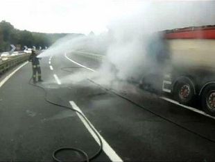 a1-alle-1715-e-stato-riaperto-il-tratto-compreso-tra-calenzano-e-lallacciamento-con-la-direttissima