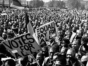 il-festival-dei-popoli-omaggia-nelson-mandela-nel-centenario-della-sua-nascita
