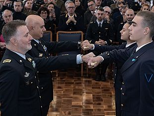 scuola-militare-aeronautica-g-douhet-consegnati-gli-spadini
