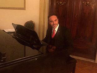artisti-internazionali-si-alterneranno-al-pianoforte-gran-coda-boesendorfer-vienna-280-al-relais-santa-croce-di-firenze