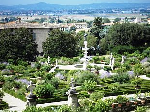 villa-medicea-di-castello-le-visite-al-giardino