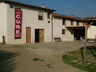 b002181513-riapre-lo-spazio-giovani-alle-cure-internet-e-servizio-wireless-gratis