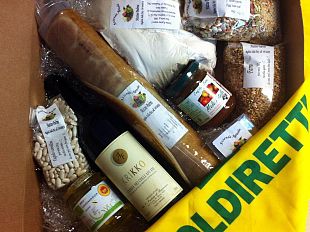 coldiretti-siena-oltre-mille-chili-di-spesa-consegnati-alle-famiglie-durante-il-lockdown