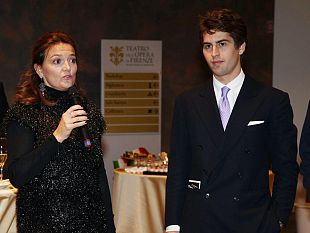 b112231619-giovani-imprenditori-al-nuovo-teatro-dell-opera-aspettando-bollani