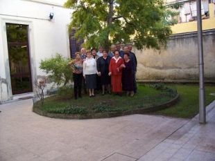 a912071450-la-compagnia-over-60-i-ragazzi-dalle-tempie-grigie-compie-venti-anni