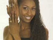 b009201337-corona-alla-fnac-di-firenze