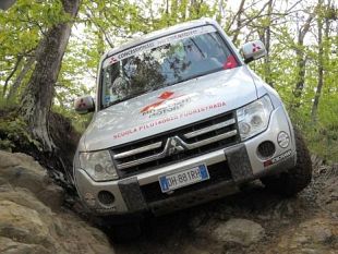 b007221541-ultimi-posti-disponibili-per-il-corso-pilotaggio-4x4