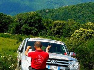 a807151439-scuola-mitsubishi-pilotare-4x4-al-ciocco