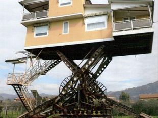 b202121451-costruttori-di-babele