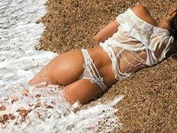 a707112349-sfilata-di-toscana-d-amare-il-14-luglio-nel-cortile-di-michelozzo