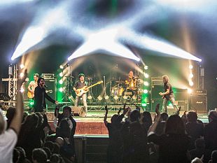 b402101001-venerdi-scorso-serata-di-beneficenza-al-teatro-verdi