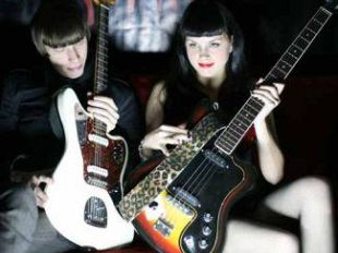 a710031408-ambasciata-di-marte-giovedi-4-ottobre-arrivano-i-messer-chups