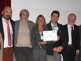 b111251507-montagne-fiorentine-prima-foresta-modello-in-italia