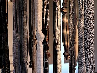 b203081304-museo-del-tessuto-in-mostra-il-tessuto-e-tutto