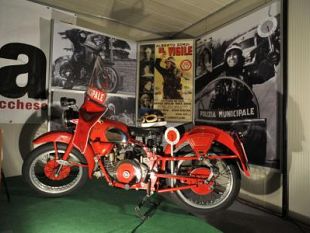 a809271556-le-piu-belle-moto-apparse-sul-grande-schermo-protagoniste-di-moto-cinema-br-la-mostra-a-in-fiera-dal-18-ottobre-al-2-novembre-prossimi