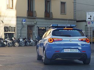 novoli-passa-le-casse-con-merce-rubata-per-400-euro