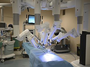 scienza-robot-chirurgico-allospedale-versilia-ecco-come-opera