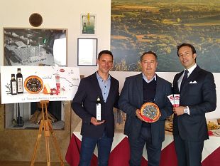 petti-rosso-di-manciano-pecorino-toscano-dop-con-tris-di-gusto