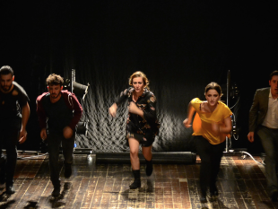 scene-di-liberta-al-teatro-delle-arti