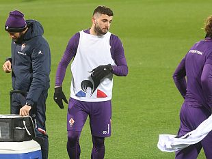 viola-bonetti-e-cutrone-oggi-alle-18-firmano-autografi-in-viale-fanti