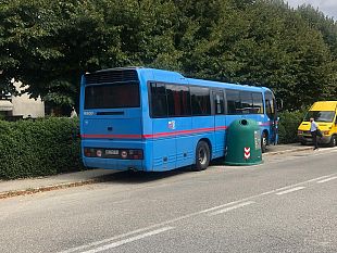 malore-del-conducente-bus-sbanda-su-una-siepe