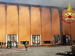 in-fiamme-essiccatoio-per-tabacco