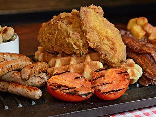 hard-rock-cafe-la-prima-domenica-del-mese-lesperienza-del-brunch-americano