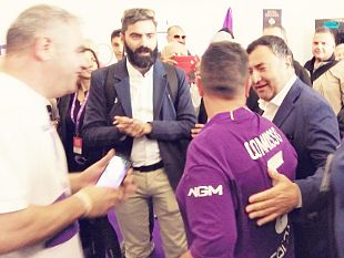 fiera-di-scandicci-migliaia-di-persone-e-joe-barone-superstar