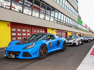 mugello-torna-lo-spettacolo-delle-lotus
